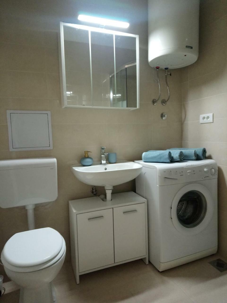 Aquamarine Apartment สปลิท ภายนอก รูปภาพ
